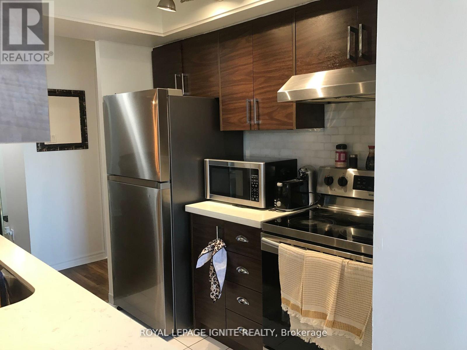 Listing photo of 420 - 11753 SHEPPARD AVENUE E