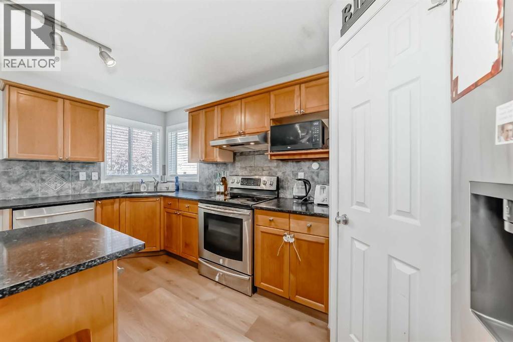 Single Family House for Sale in  Panatella Court NW Panorama Hills Calgary 