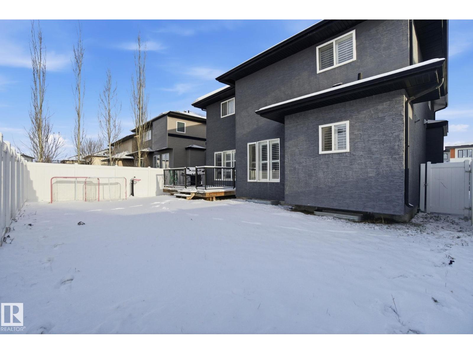 647 FRASER VISTA VS NW, Edmonton