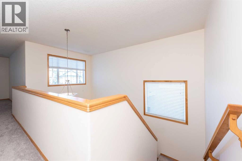 Single Family House for Sale in  Royal Birkdale Crescent NW Royal Oak Calgary 