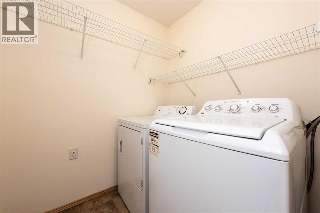 Single Family House for Sale in  Royal Birkdale Crescent NW Royal Oak Calgary 