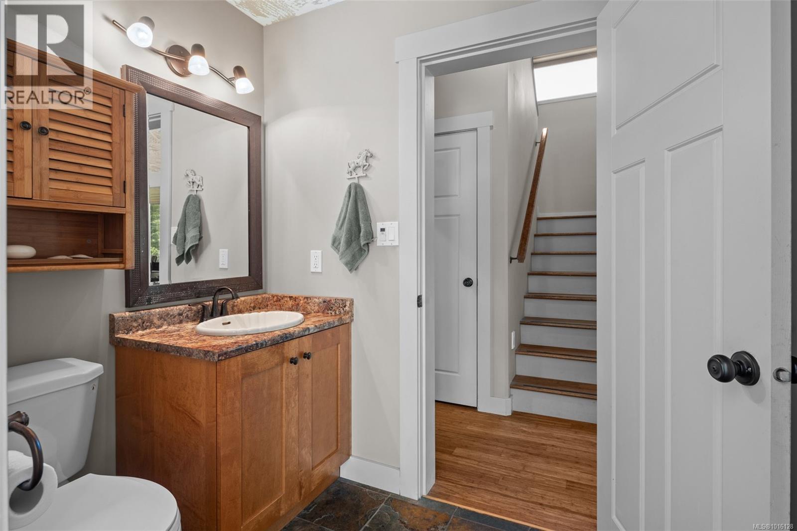 3700 Hankins Rd, Duncan