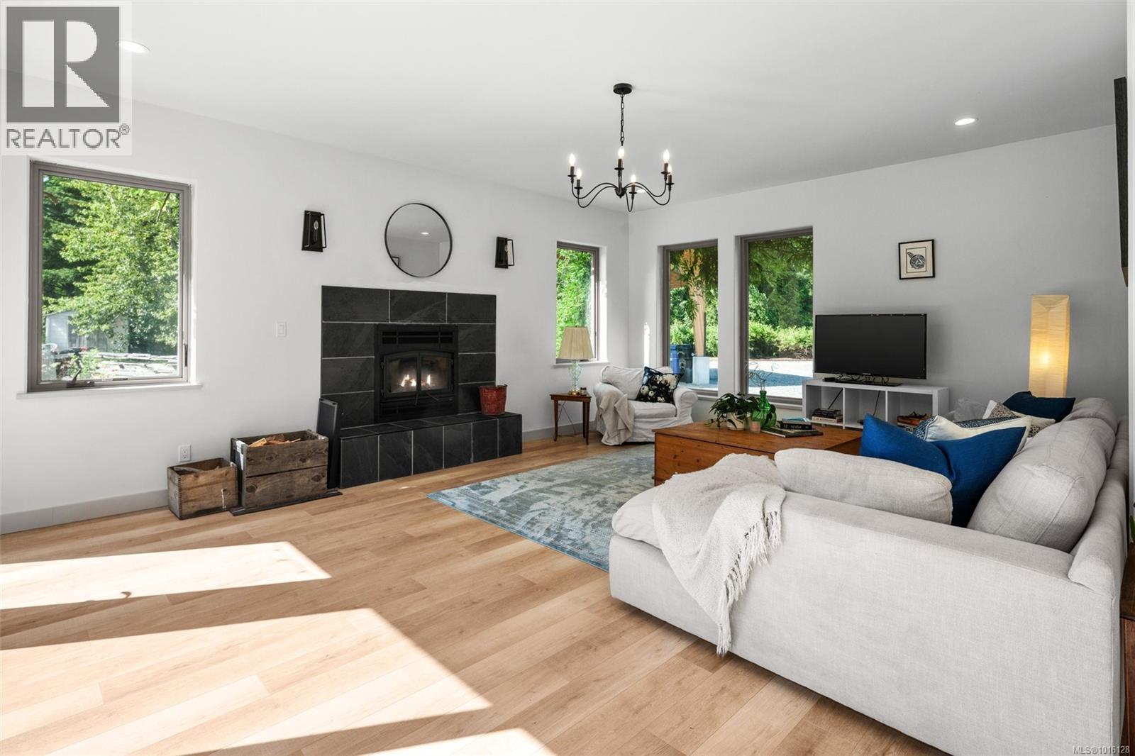 3700 Hankins Rd, Duncan