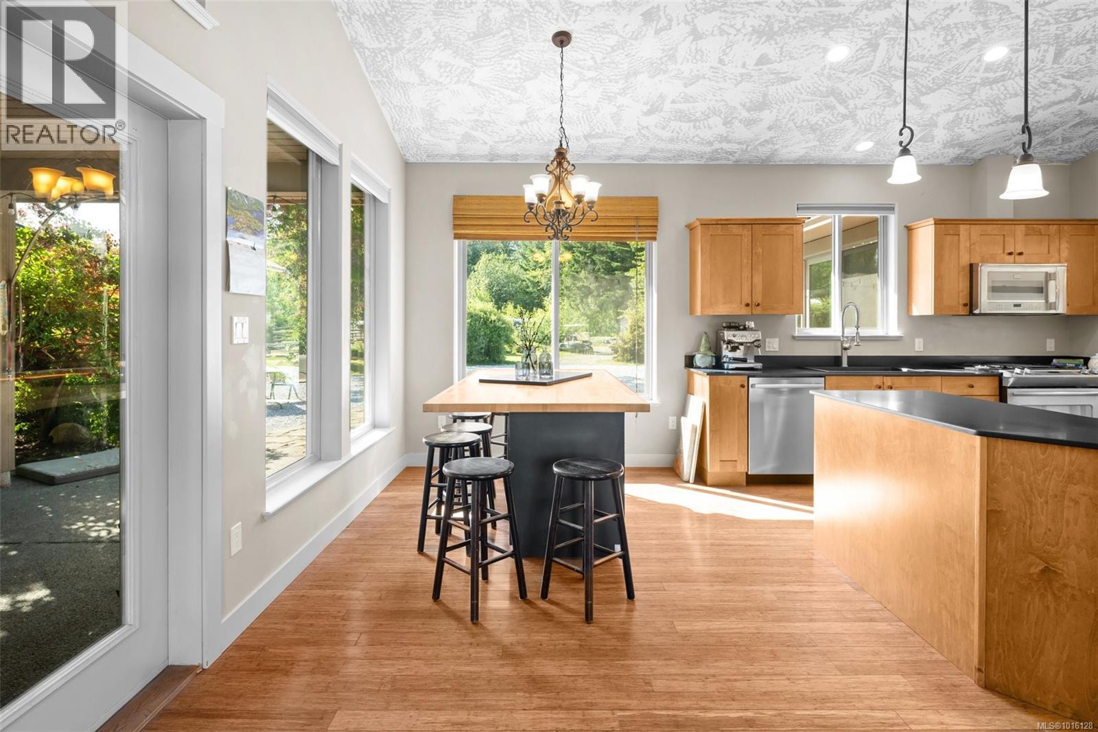 3700 Hankins Rd, Duncan