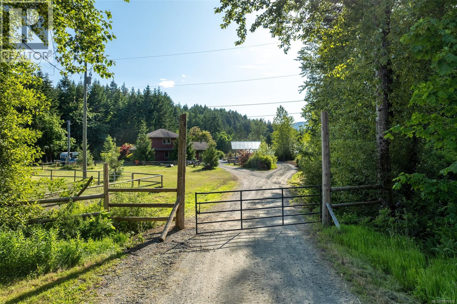 3700 Hankins Rd, Duncan