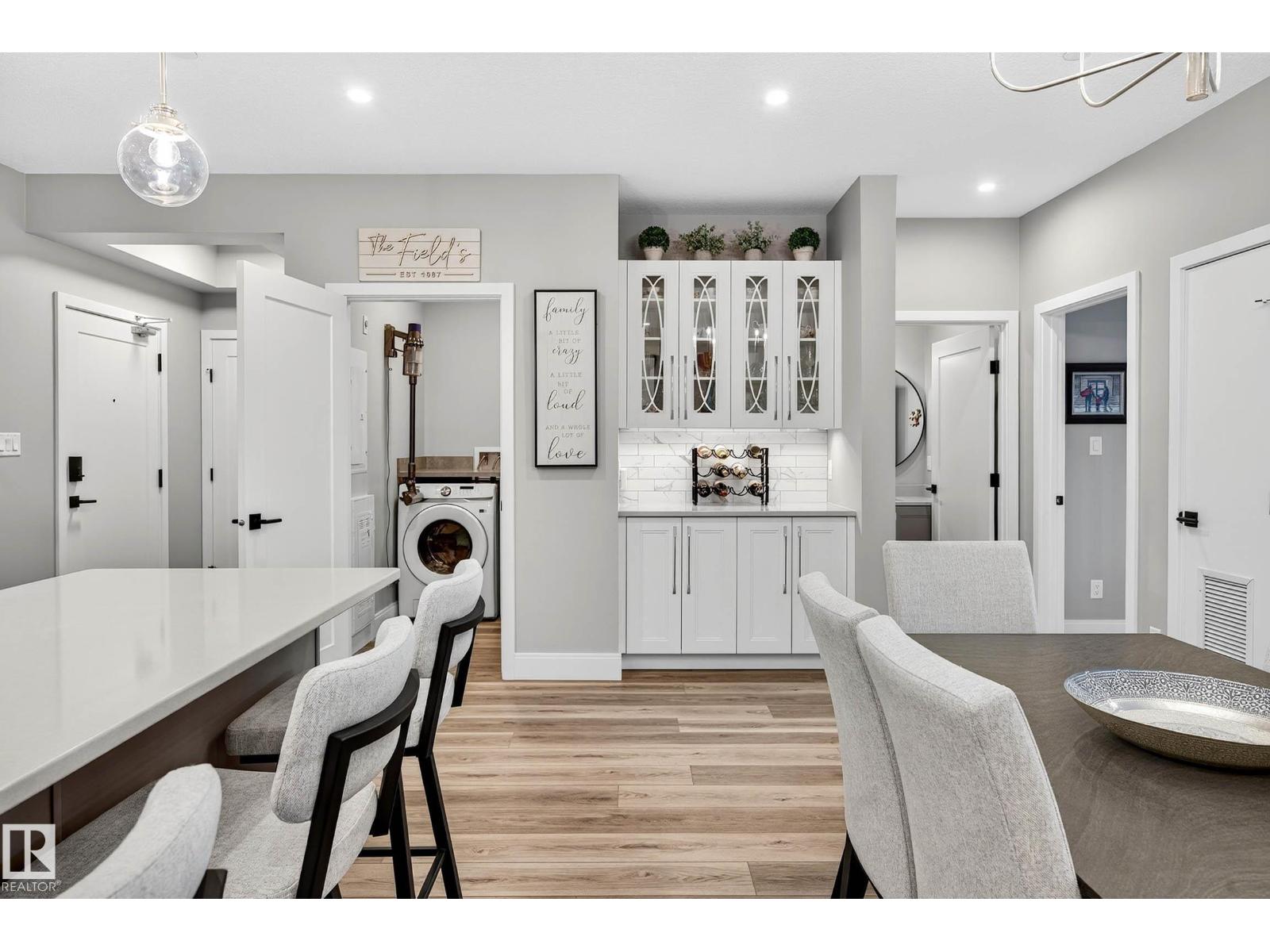 #303 7463 MAY CM NW, Edmonton