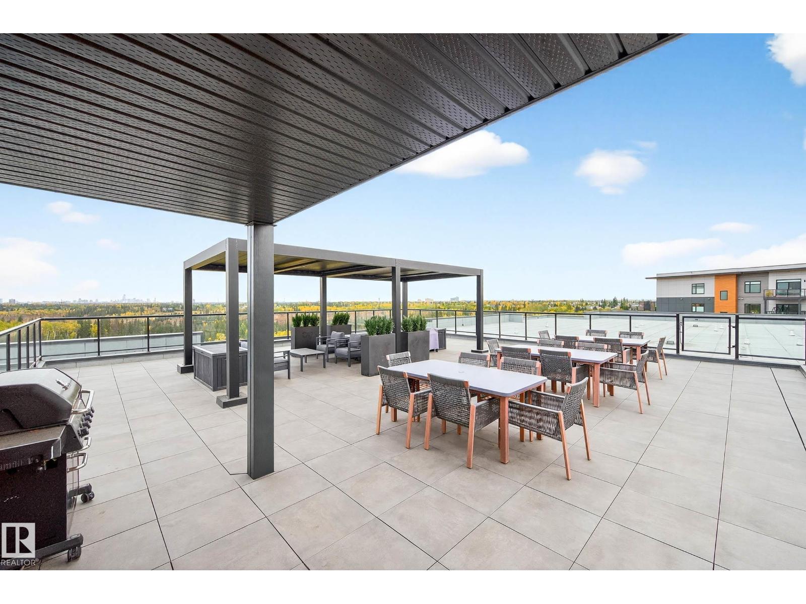 #303 7463 MAY CM NW, Edmonton