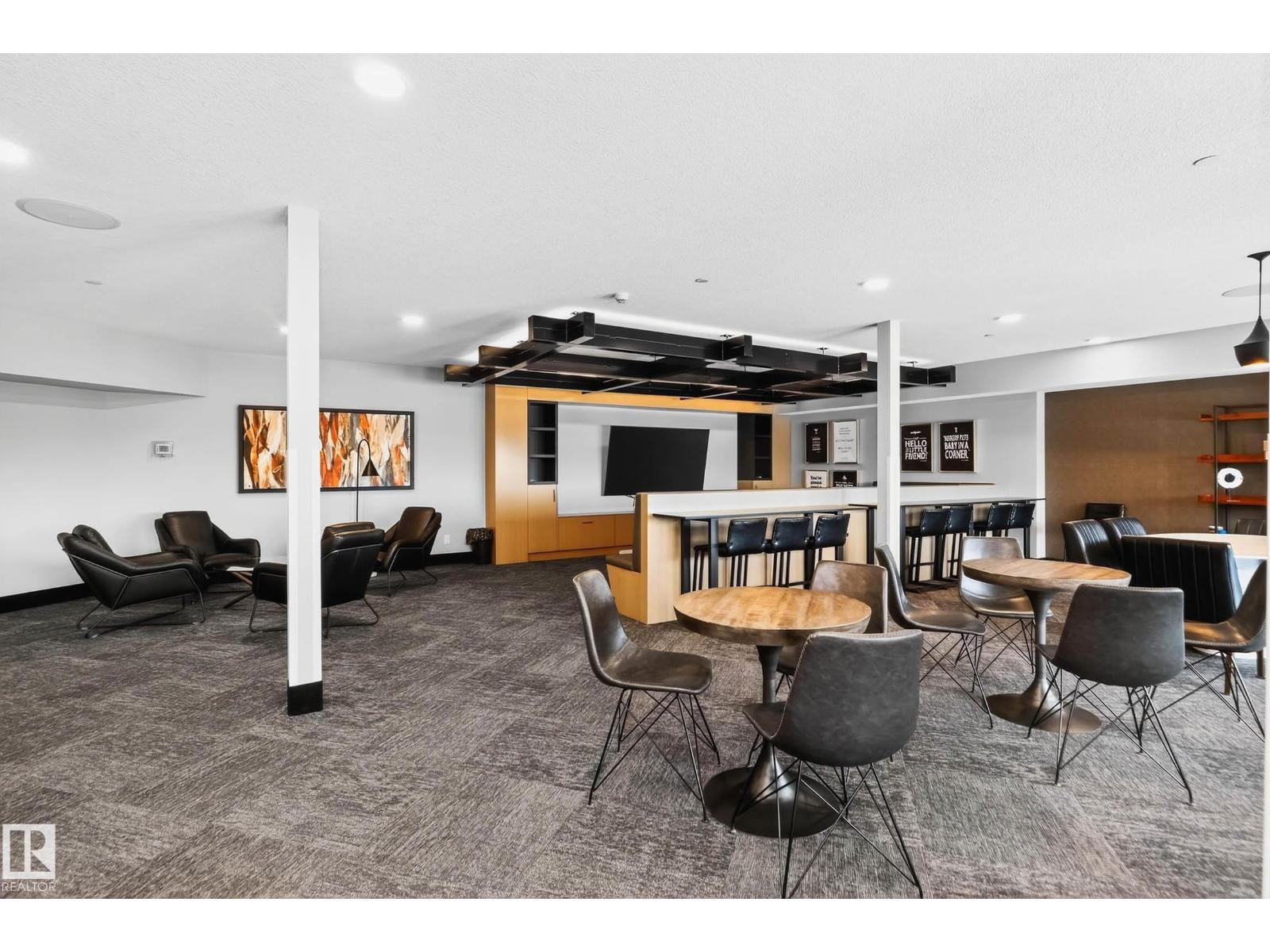 #303 7463 MAY CM NW, Edmonton