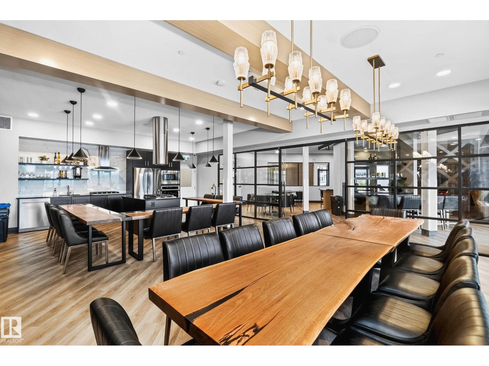 #303 7463 MAY CM NW, Edmonton