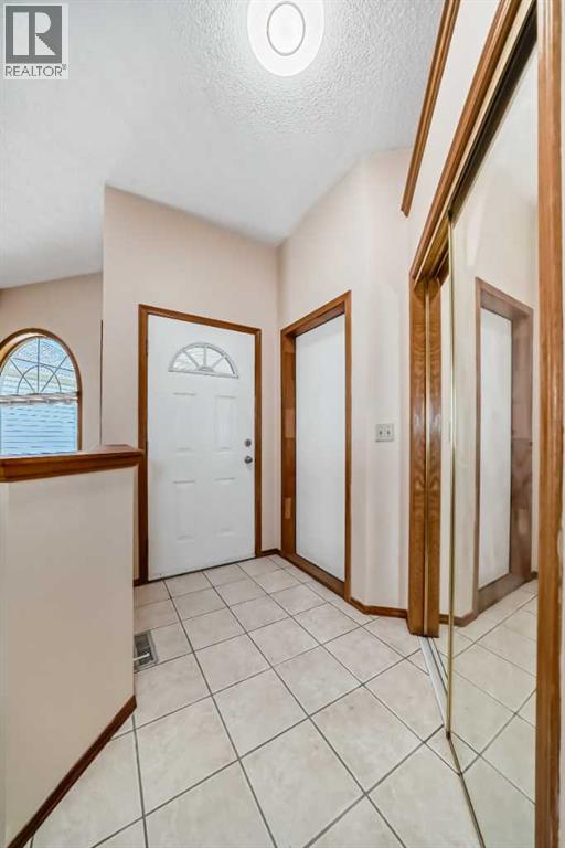 Single Family House Bungalow for Sale in  SHAWINIGAN Drive SW Shawnessy Calgary 