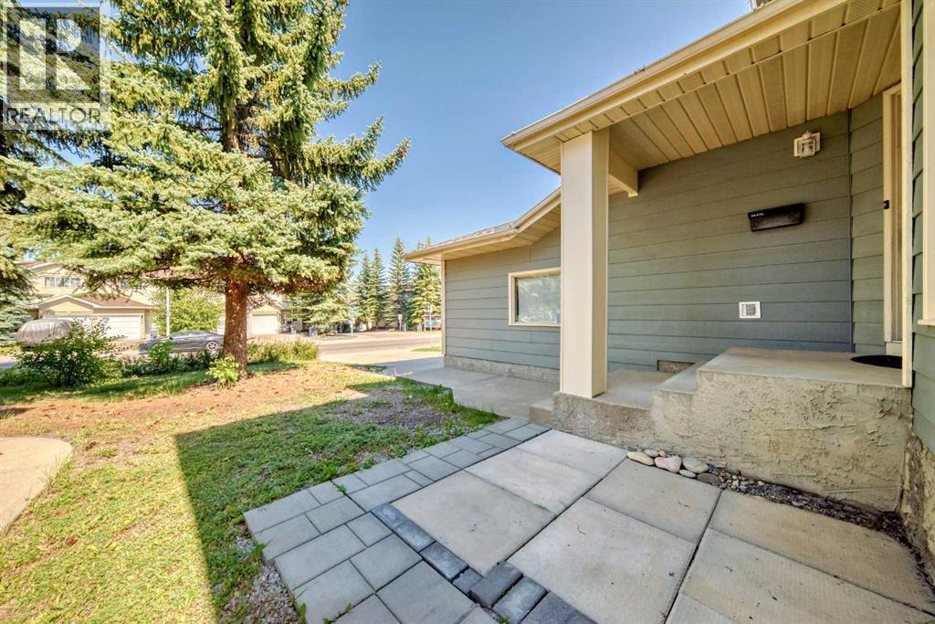 Single Family House Bungalow for Sale in  SHAWINIGAN Drive SW Shawnessy Calgary 