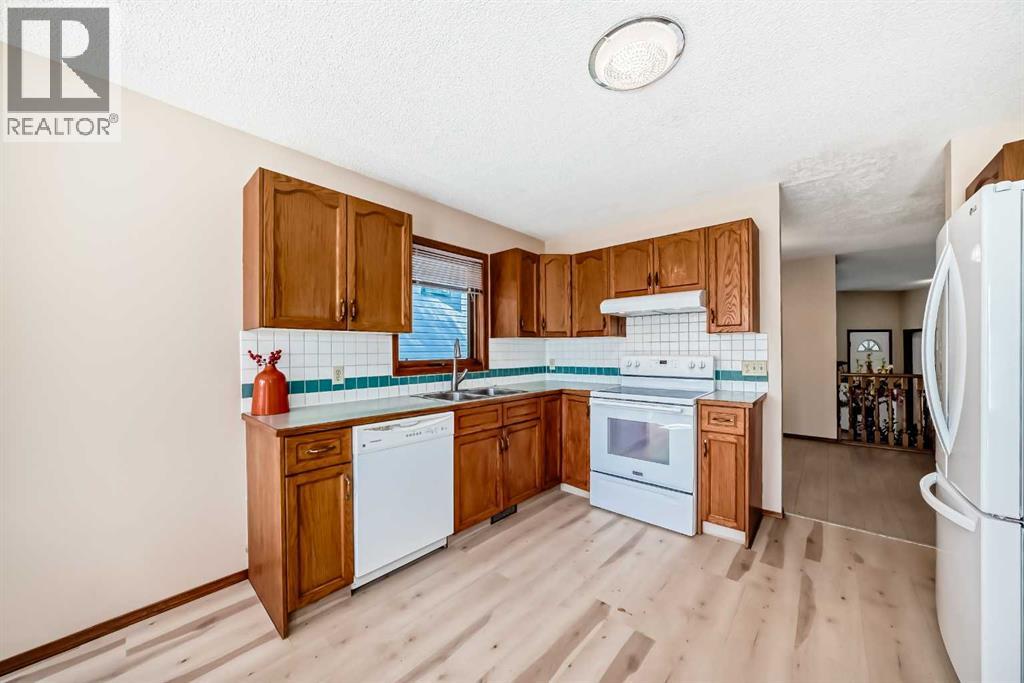 Single Family House Bungalow for Sale in  SHAWINIGAN Drive SW Shawnessy Calgary 