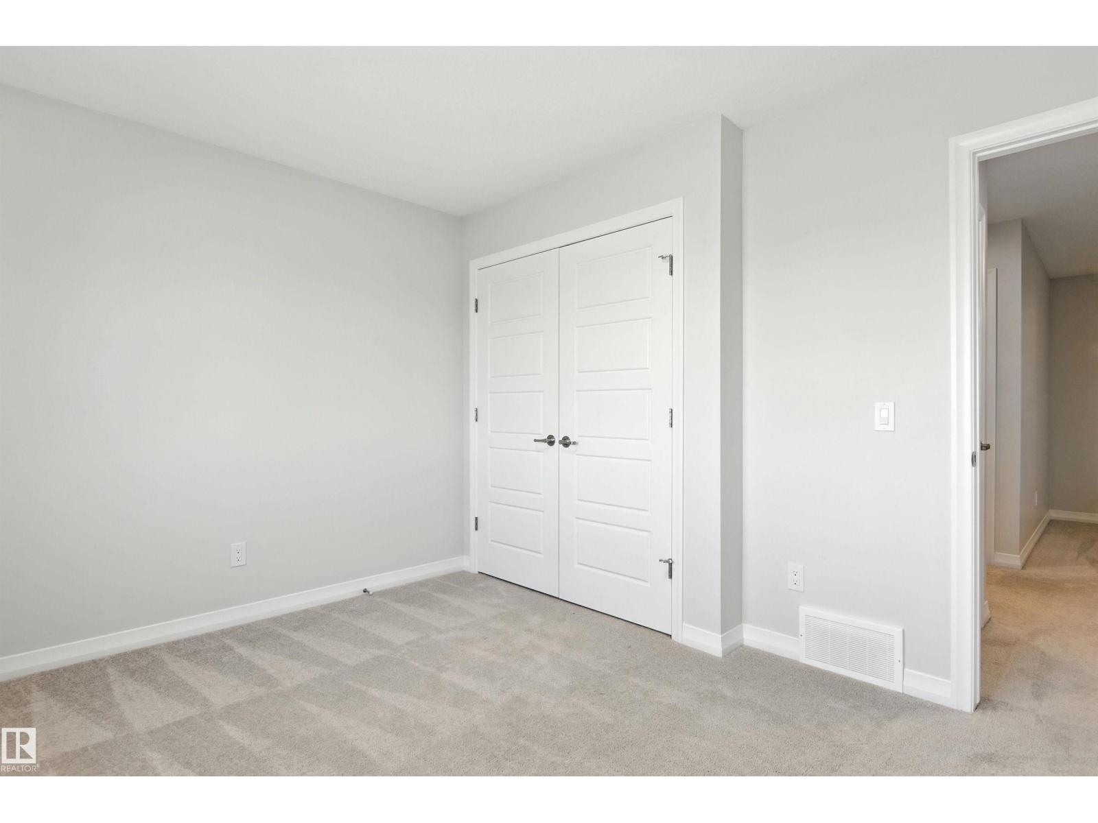 2520 206 St NW, Edmonton