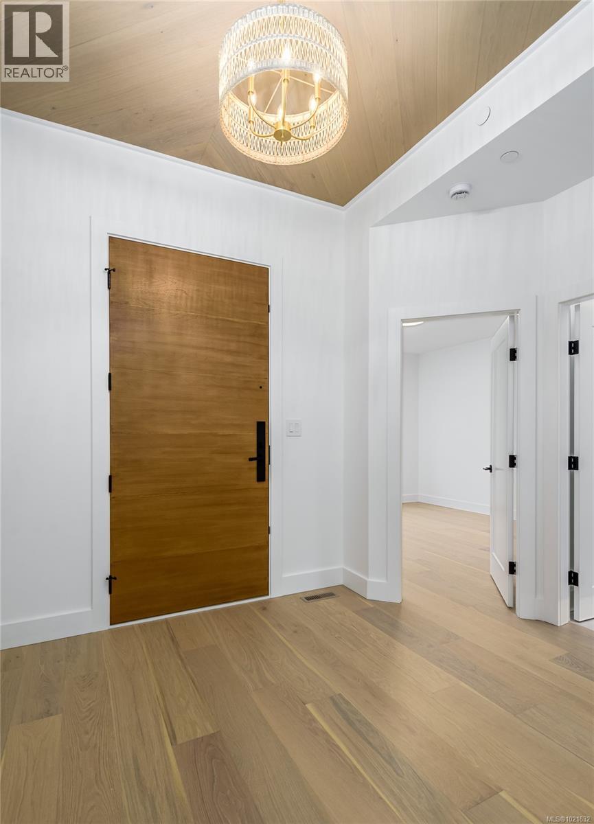 1756 Crown Isle Blvd, Courtenay