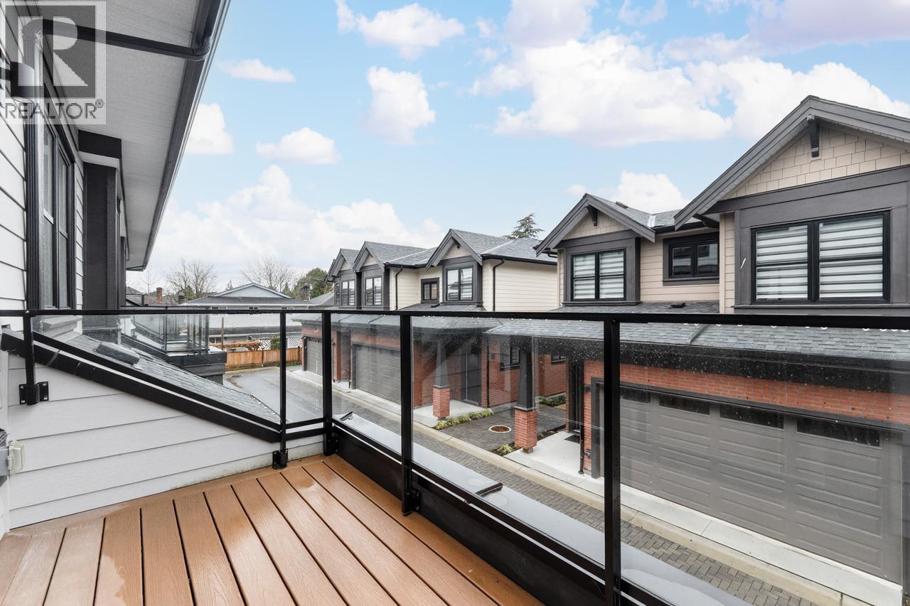 #14-10233 NO. 2 Road, Richmond