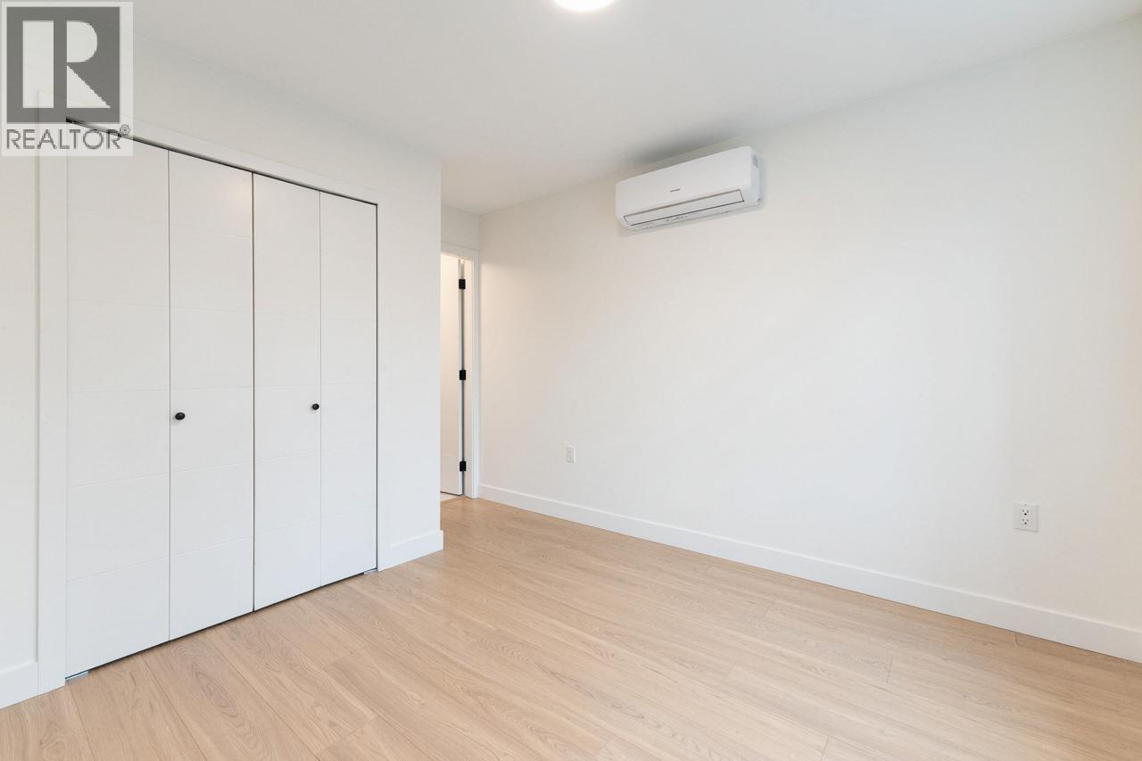 #14-10233 NO. 2 Road, Richmond