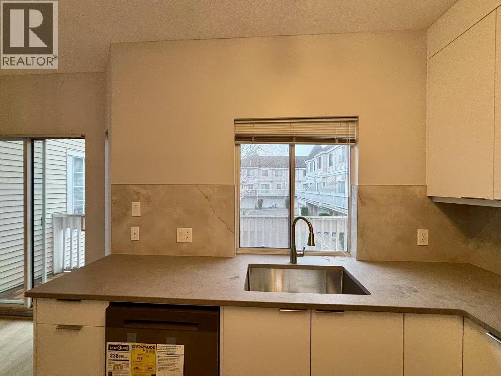 #58-12500 MCNEELY Drive, Richmond