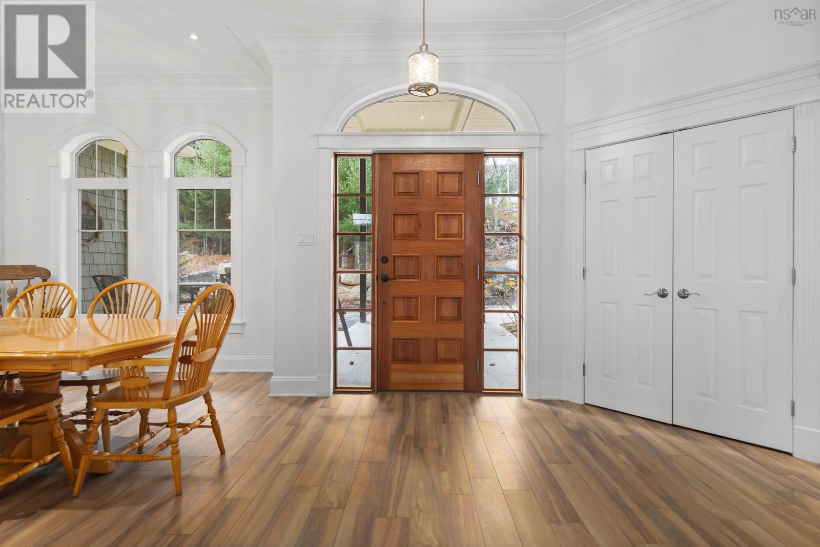 Property 11 of 49 of 129 Champagne Lane