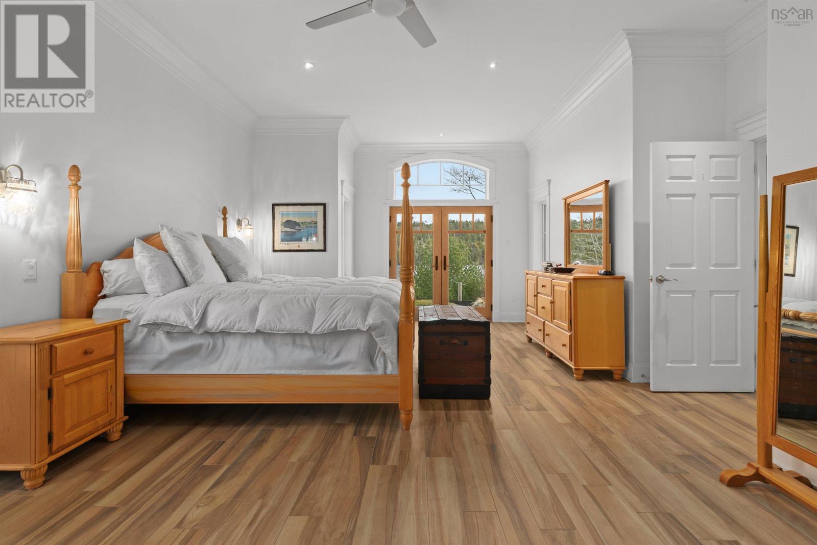 Property 25 of 49 of 129 Champagne Lane