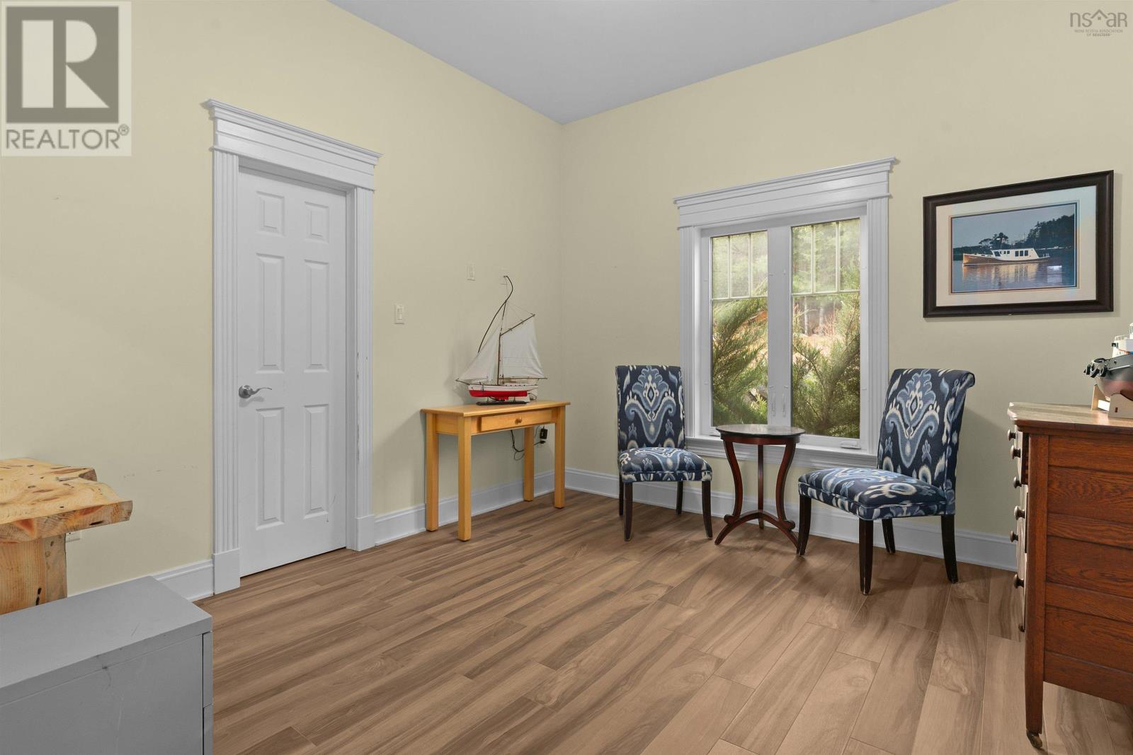 Property 32 of 49 of 129 Champagne Lane