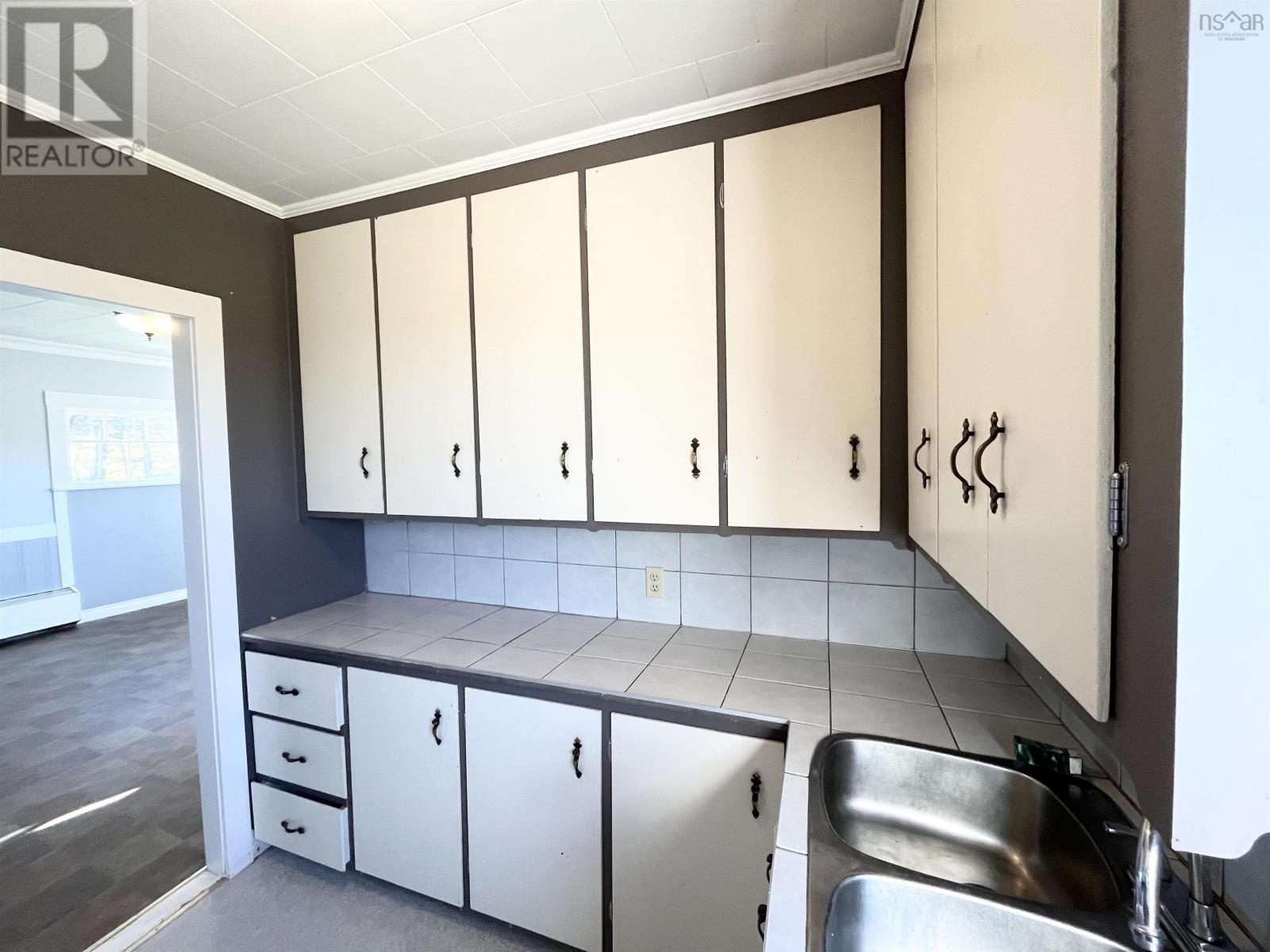 Property 14 of 46 of 2059 Highway 330