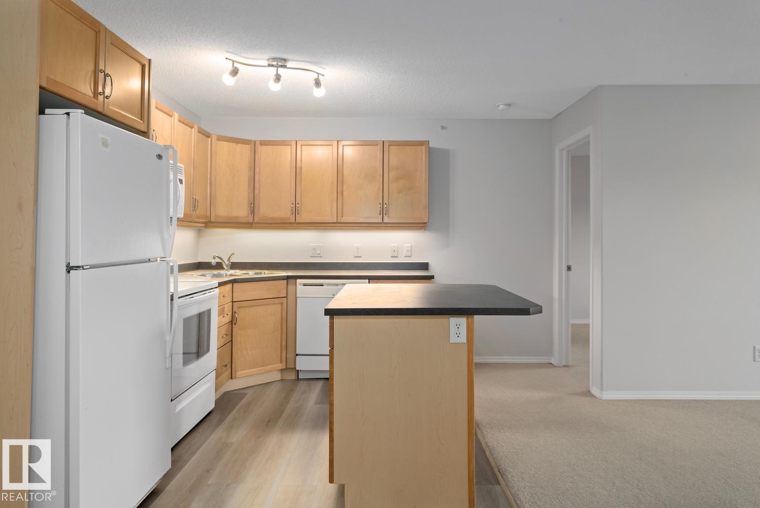 #446 16311 95 ST NW, Edmonton