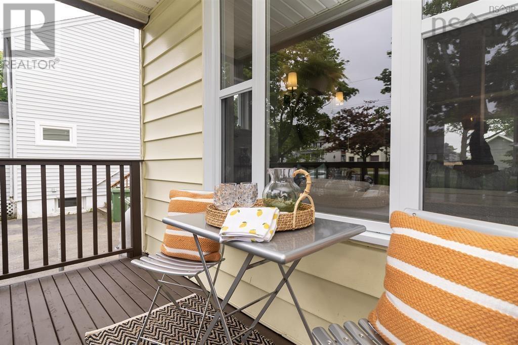 Property 13 of 28 of 2892 Connaught Avenue