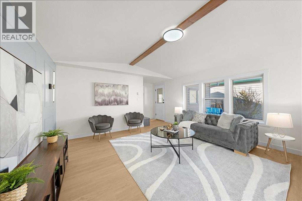 Single Family House Mobile Home for Sale in  Erin woods Circle SE Erin Woods Calgary 