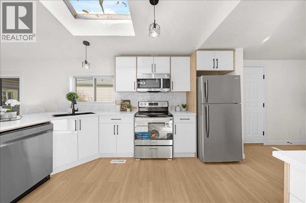 Single Family House Mobile Home for Sale in  Erin woods Circle SE Erin Woods Calgary 