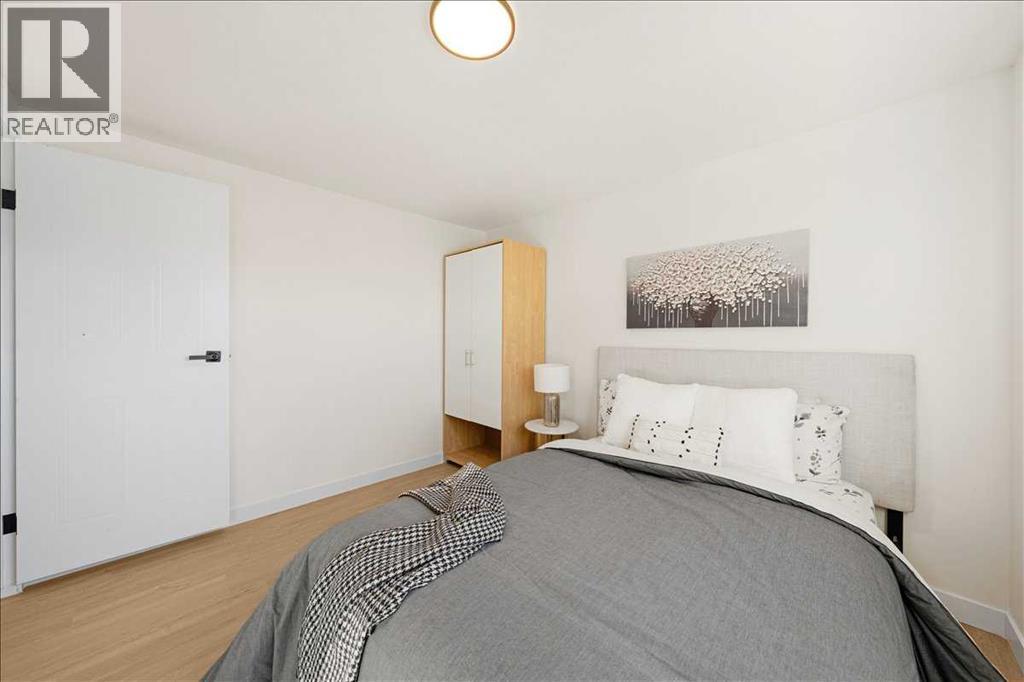 Single Family House Mobile Home for Sale in  Erin woods Circle SE Erin Woods Calgary 