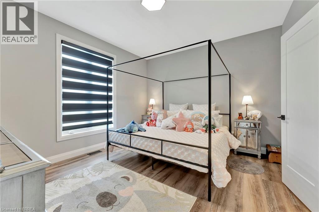 14 HUDSON DRIVE - 22