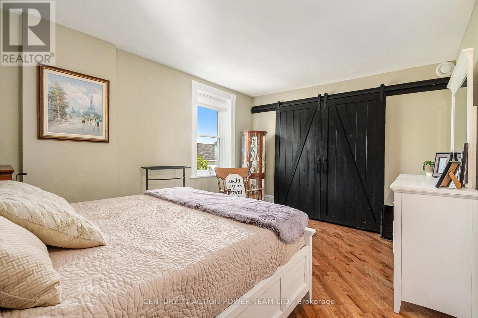 1674 LANDRY ROAD - 23