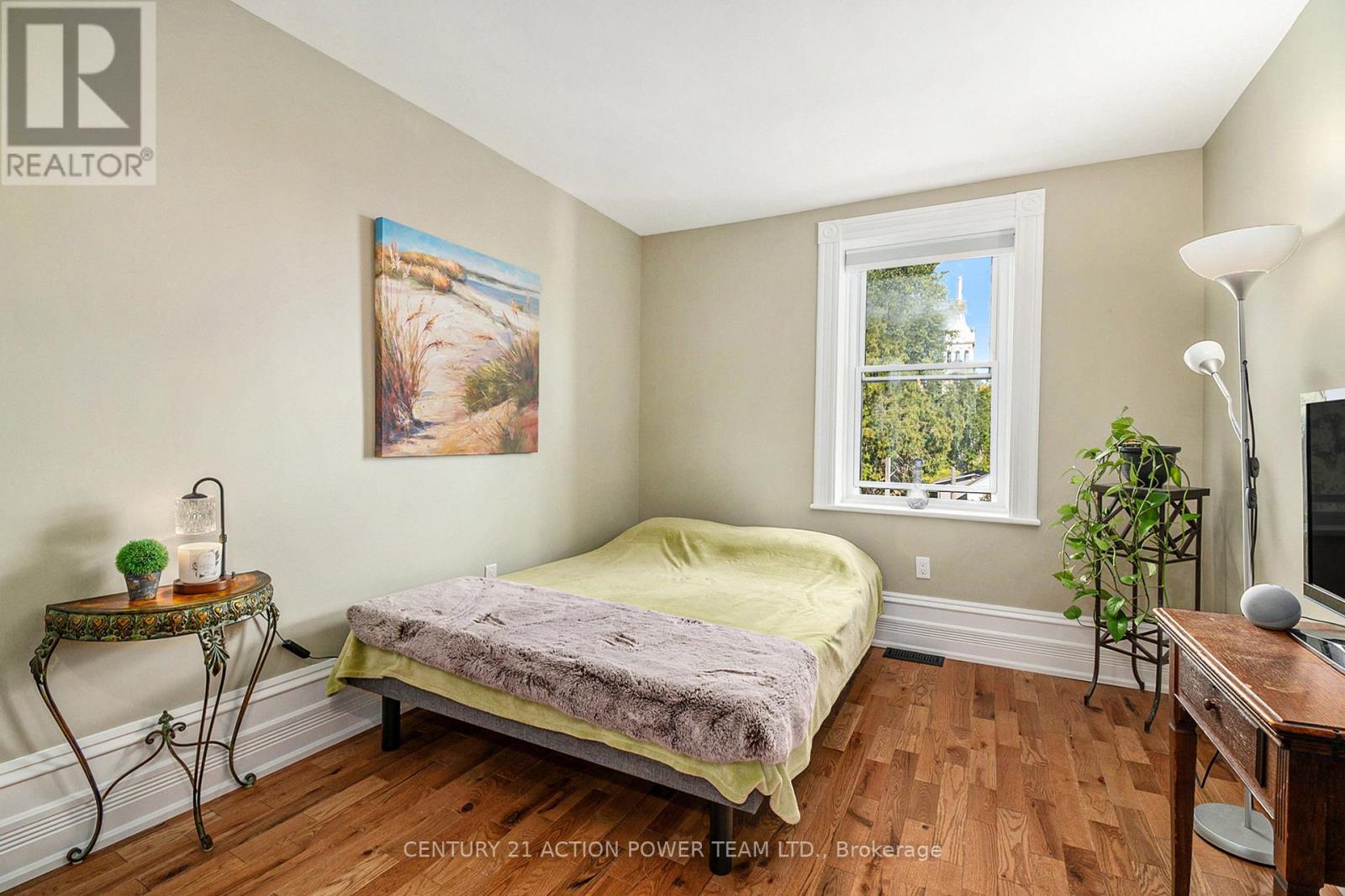 1674 LANDRY ROAD - 24
