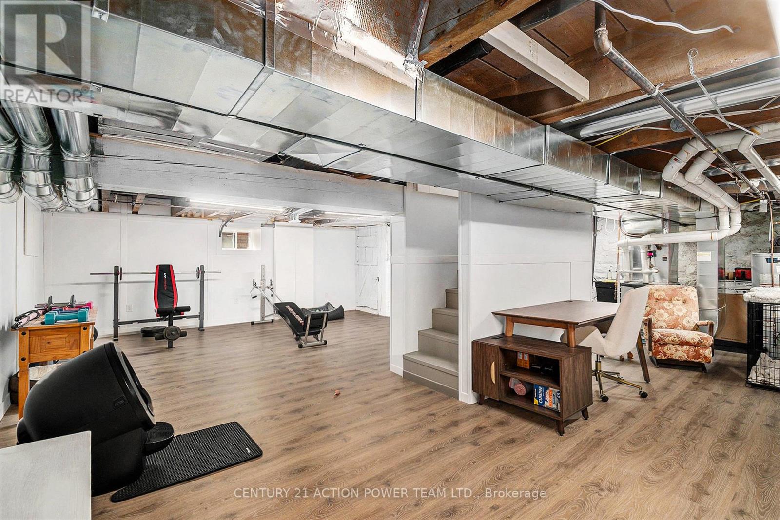 1674 LANDRY ROAD - 28
