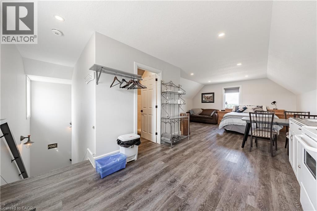 4 MIDDLEPORT Road, Onondaga, Ontario, N3W2G9 — Photo 2