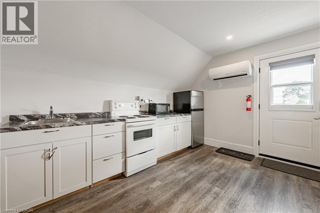 4 MIDDLEPORT Road, Onondaga, Ontario, N3W2G9 — Photo 19