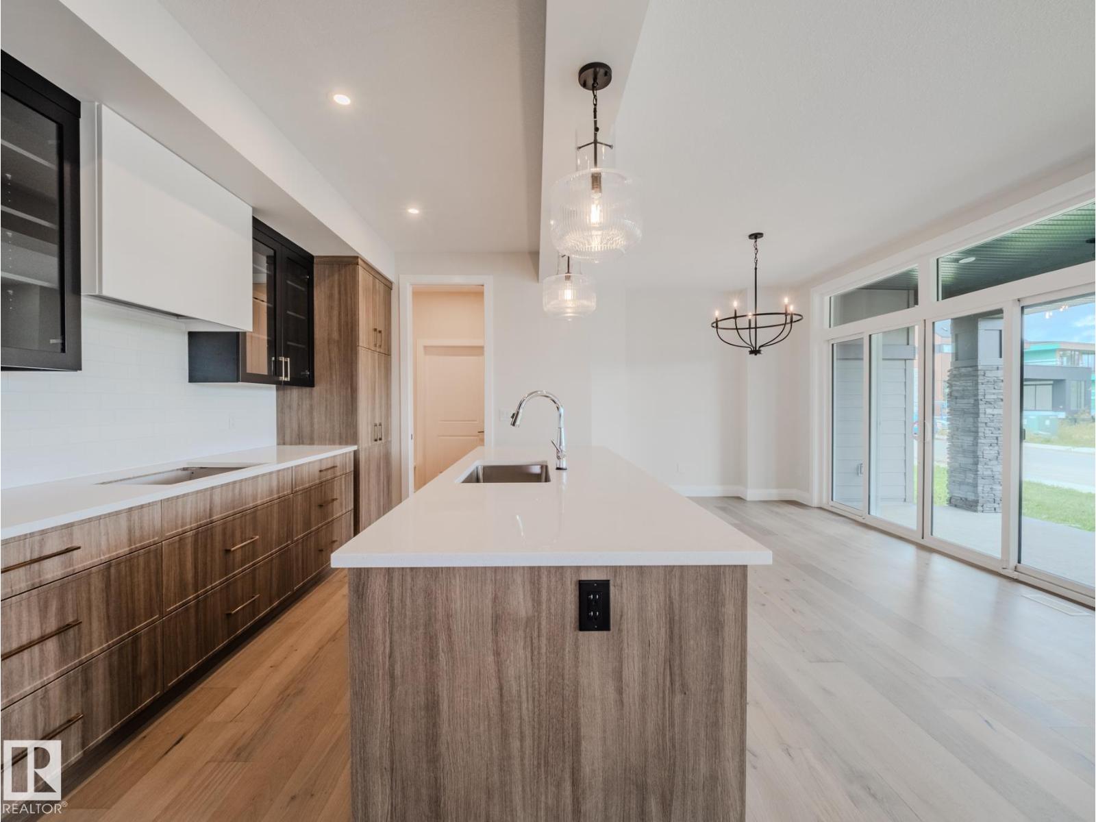 6704 CRAWFORD WY SW, Edmonton