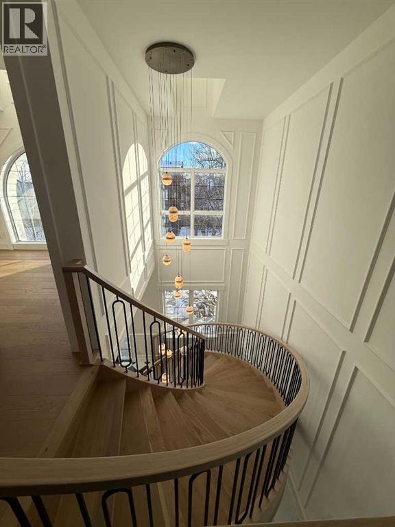 Single Family House for Sale in  Broadview Road NW West Hillhurst Calgary 