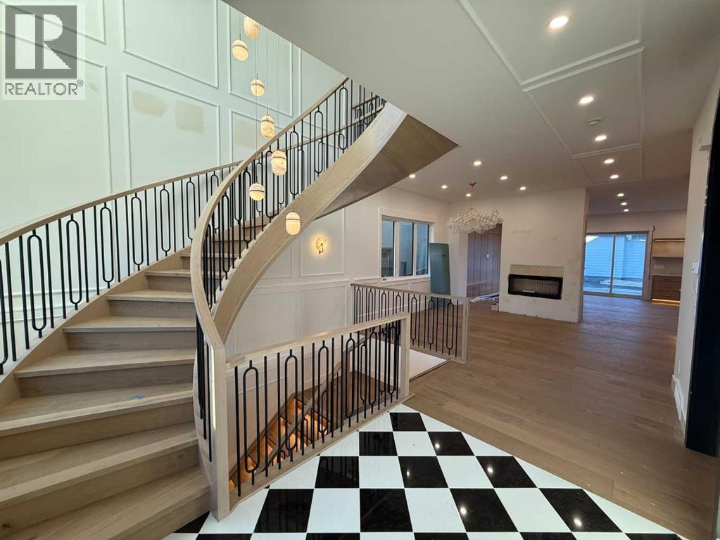 Single Family House for Sale in  Broadview Road NW West Hillhurst Calgary 