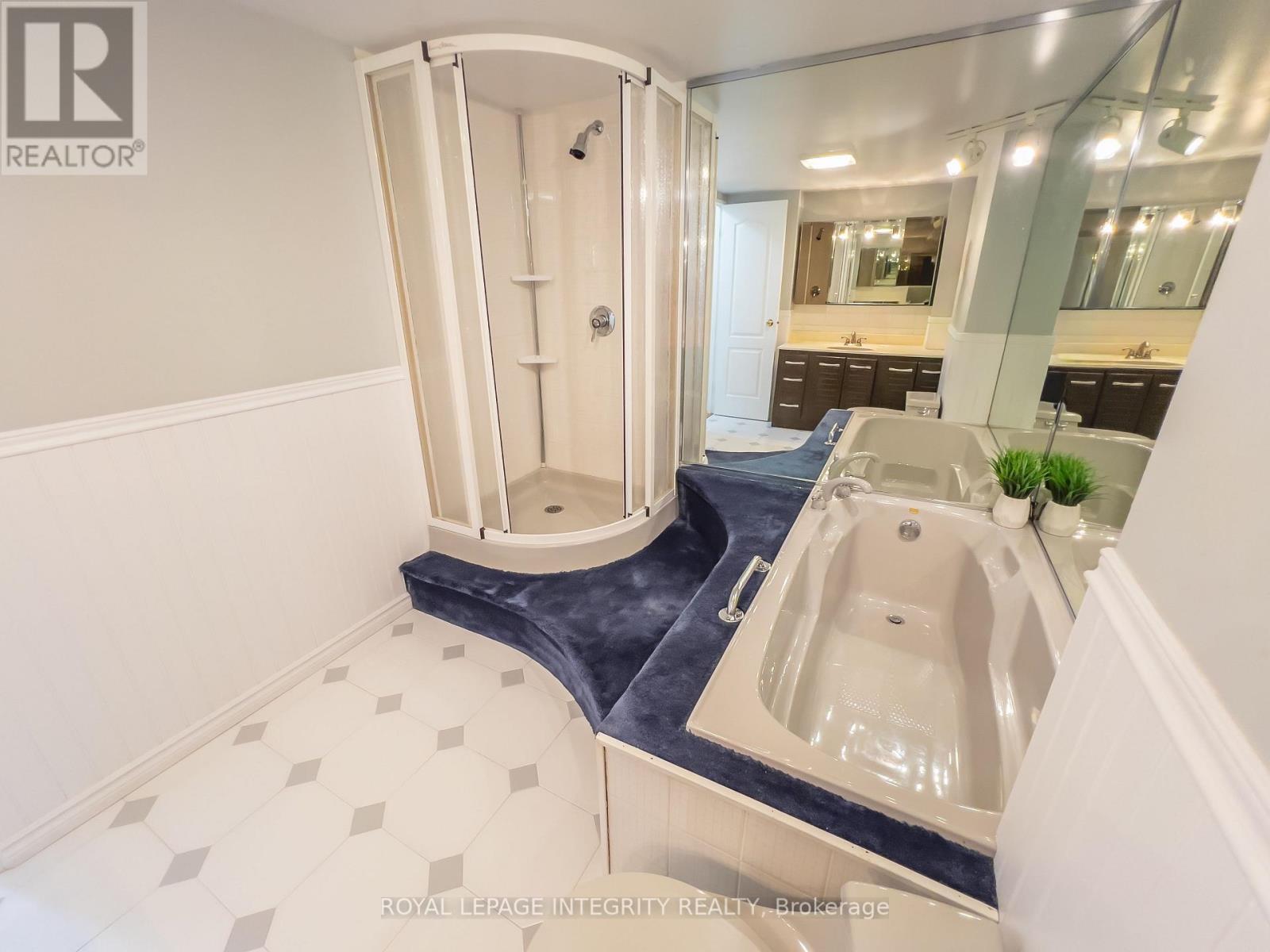 4-pc Bathroom