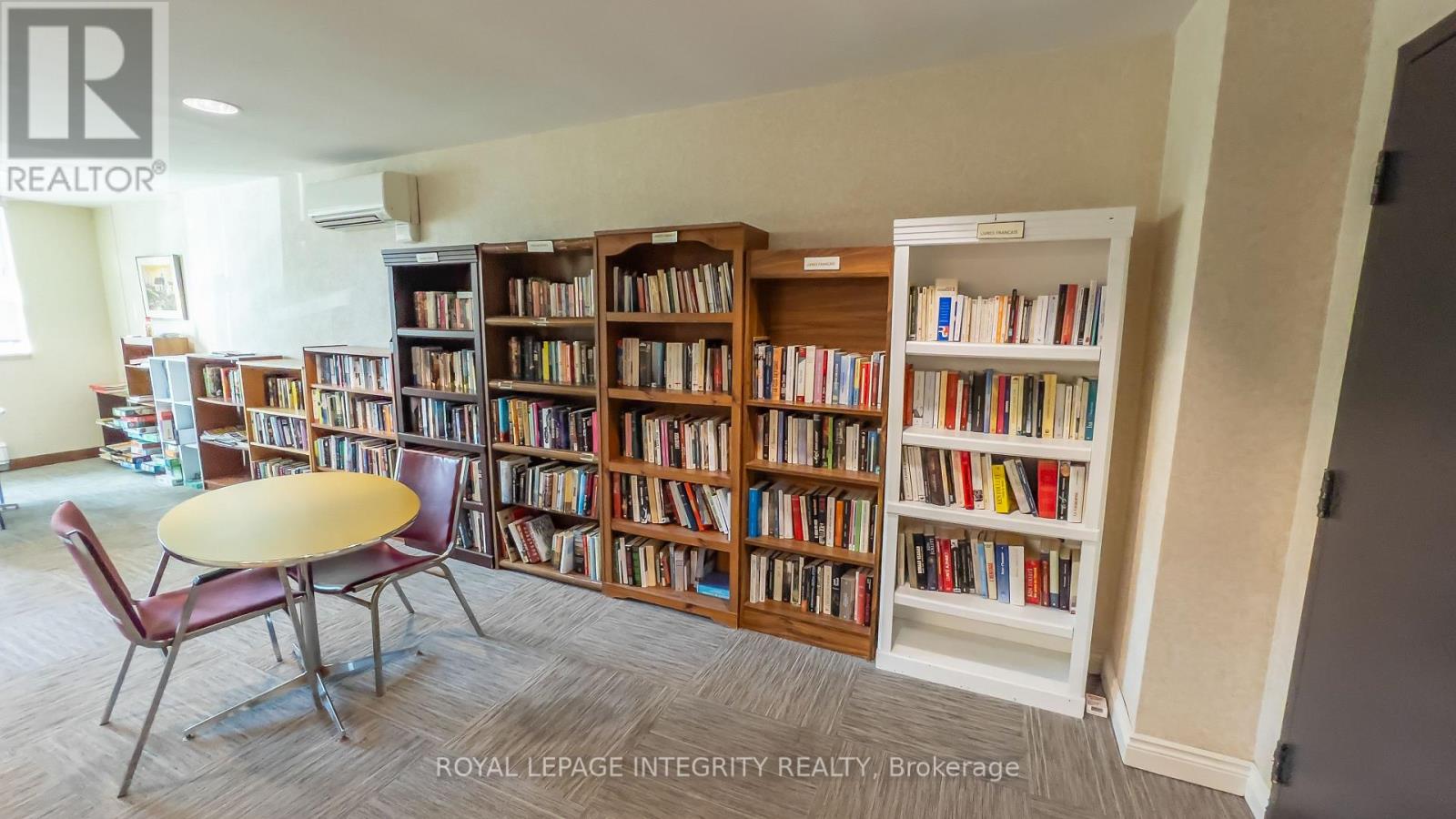 Library & lounge (level B1)
