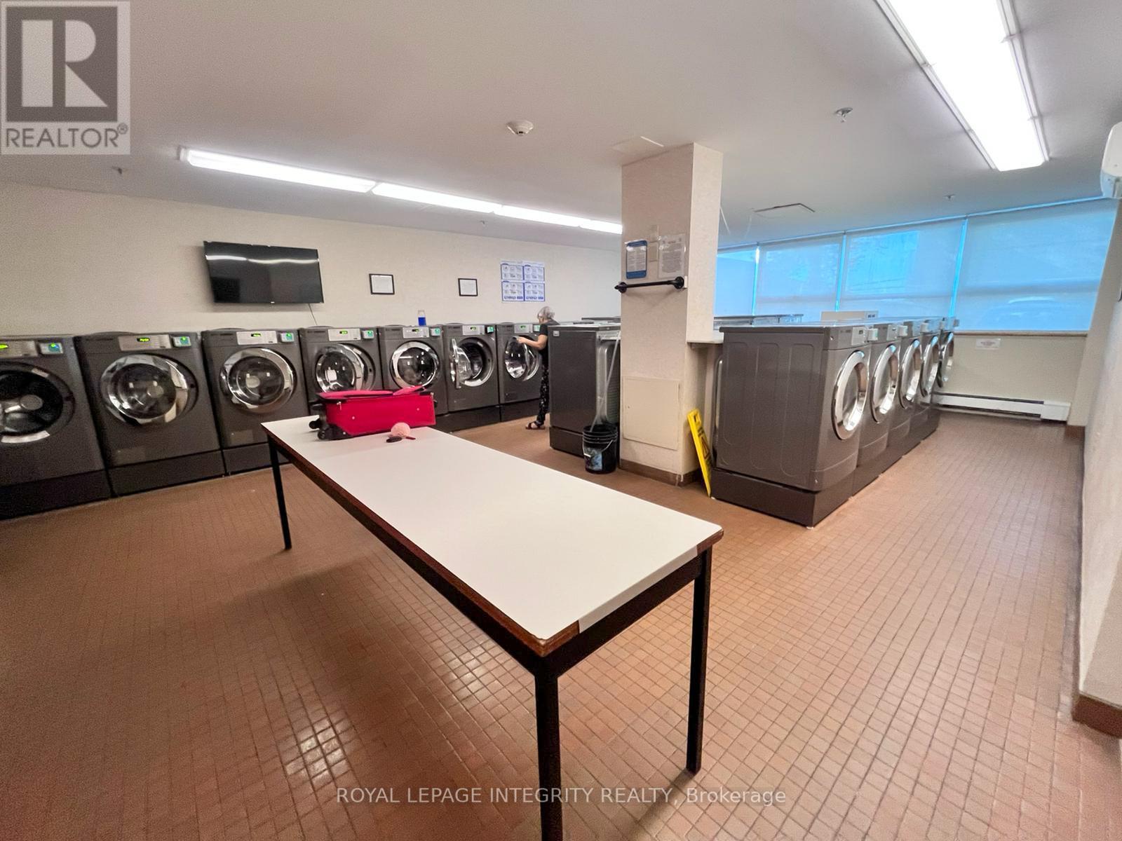 Laundry (level B1)