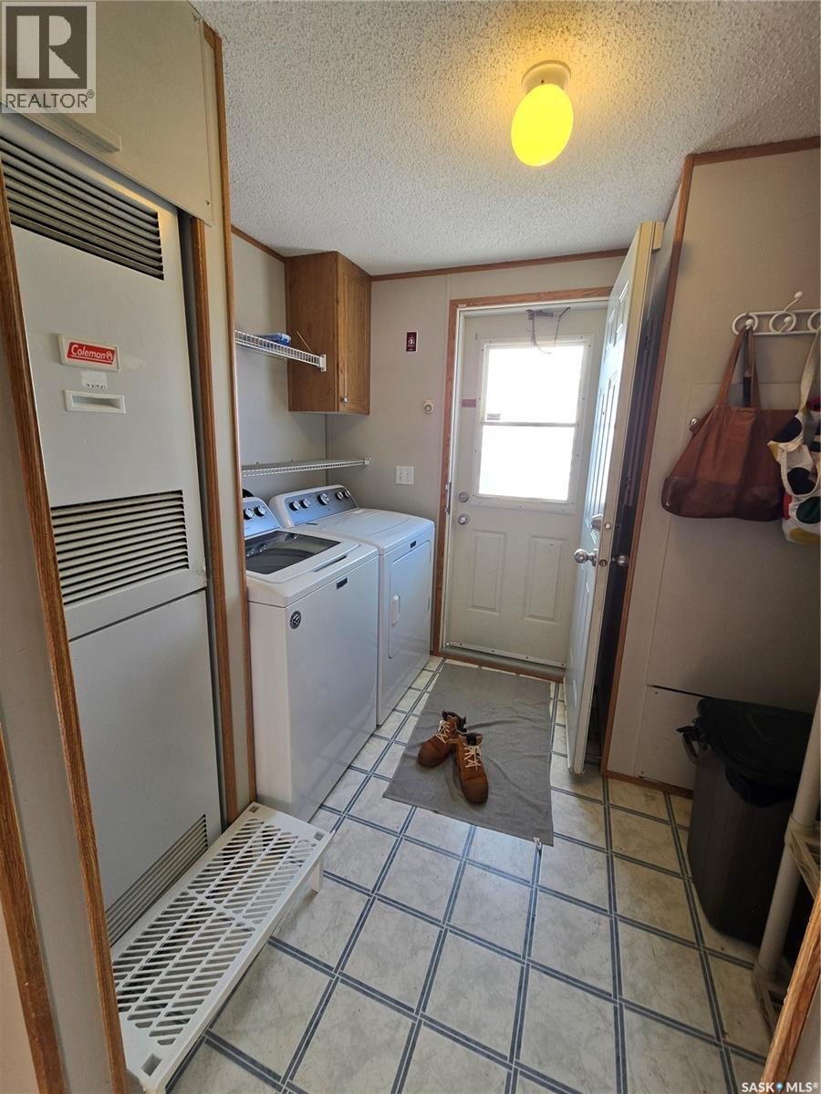 Single Family House Mobile Home for Sale in  Prairie Sun COURT Swift Current 