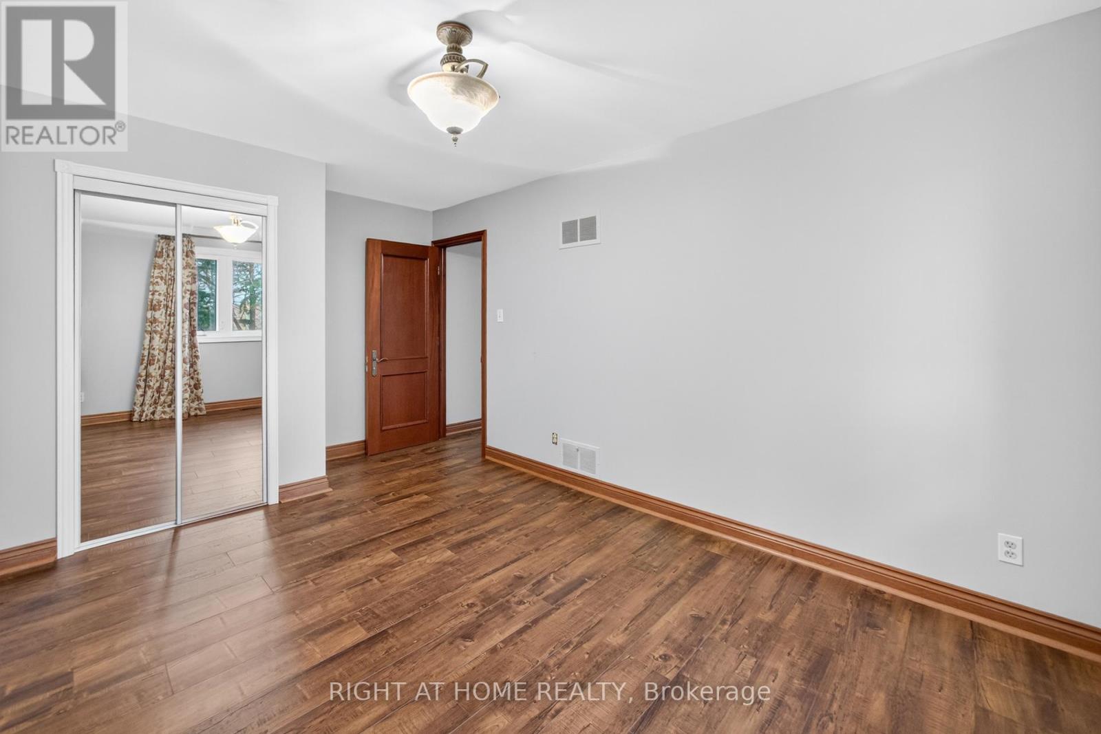 20 PINE RIDGE LANE - 24