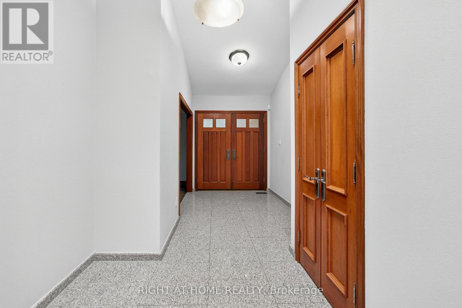 20 PINE RIDGE LANE - 6