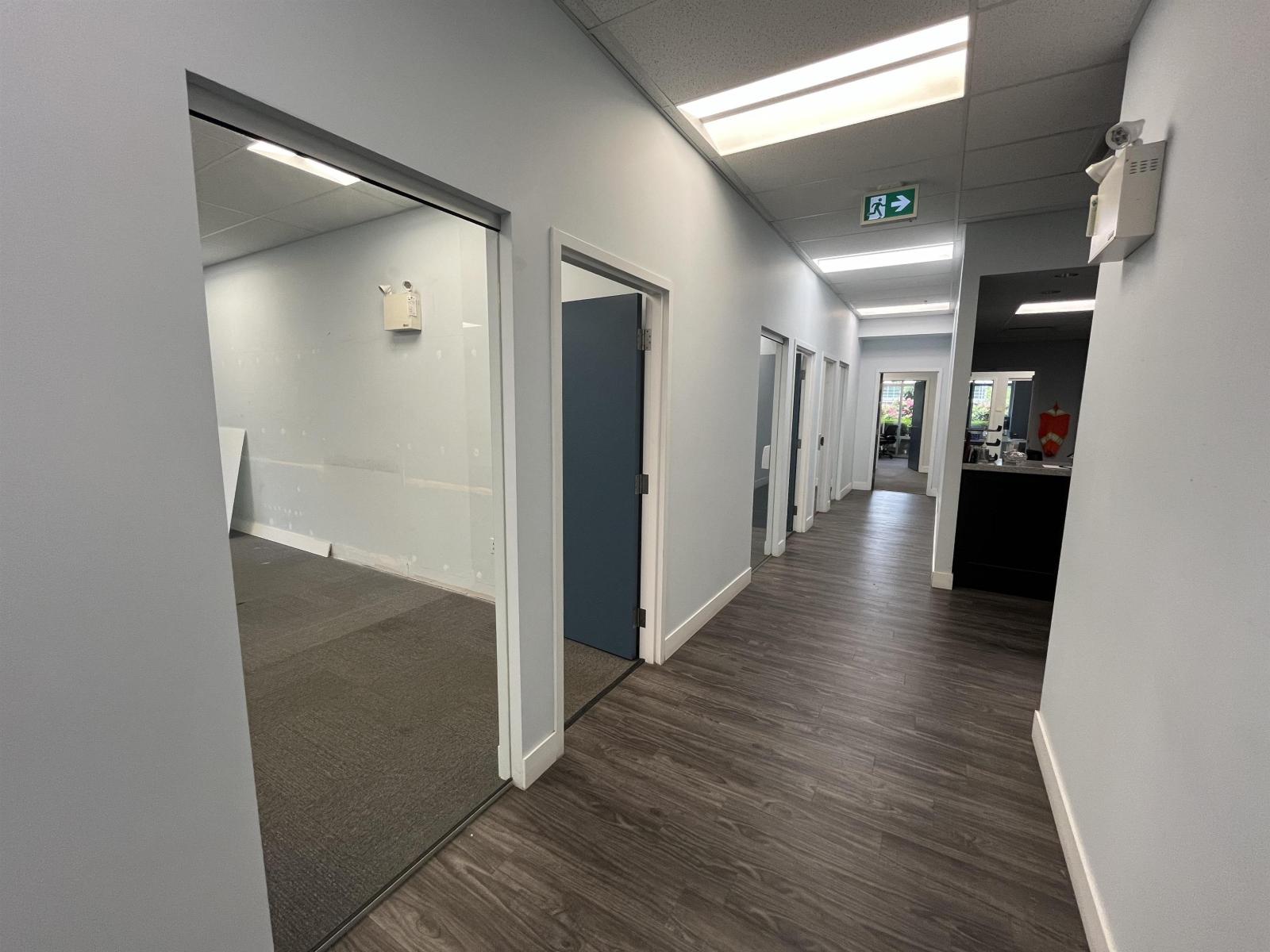 Office in Langley - Image 5