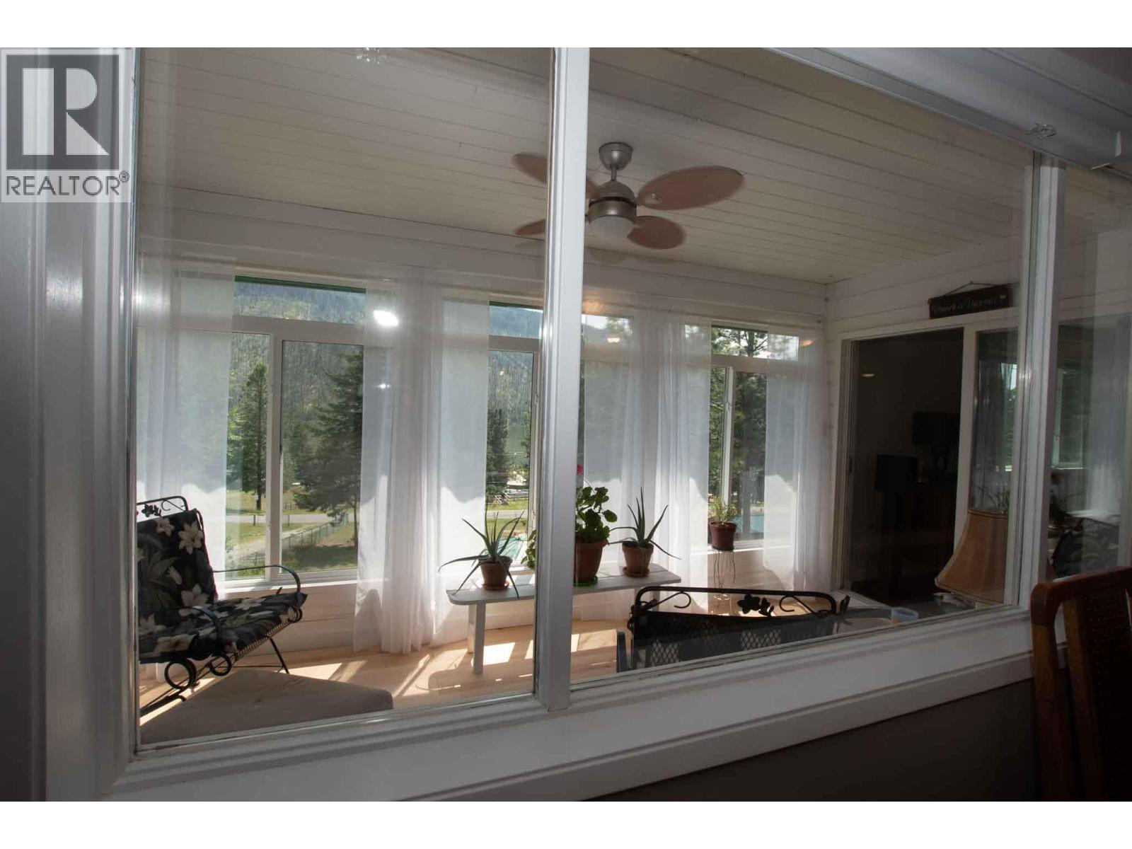 3022 Loon Lake Road, Loon Lake