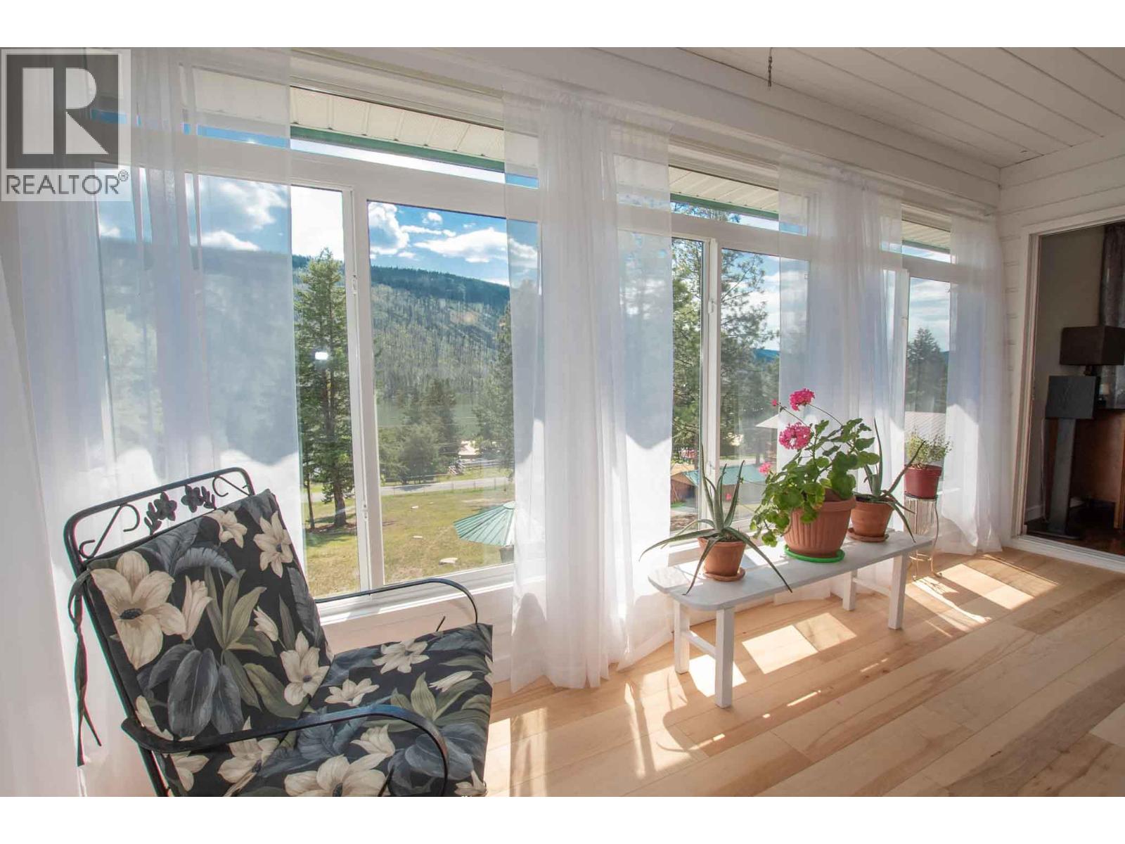 3022 Loon Lake Road, Loon Lake