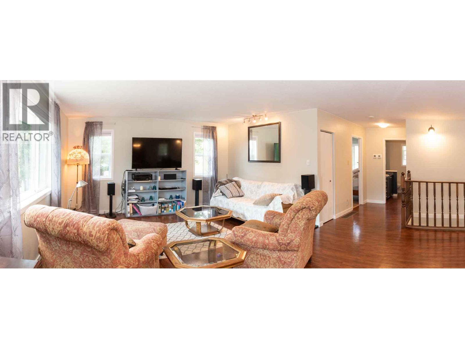 3022 Loon Lake Road, Loon Lake