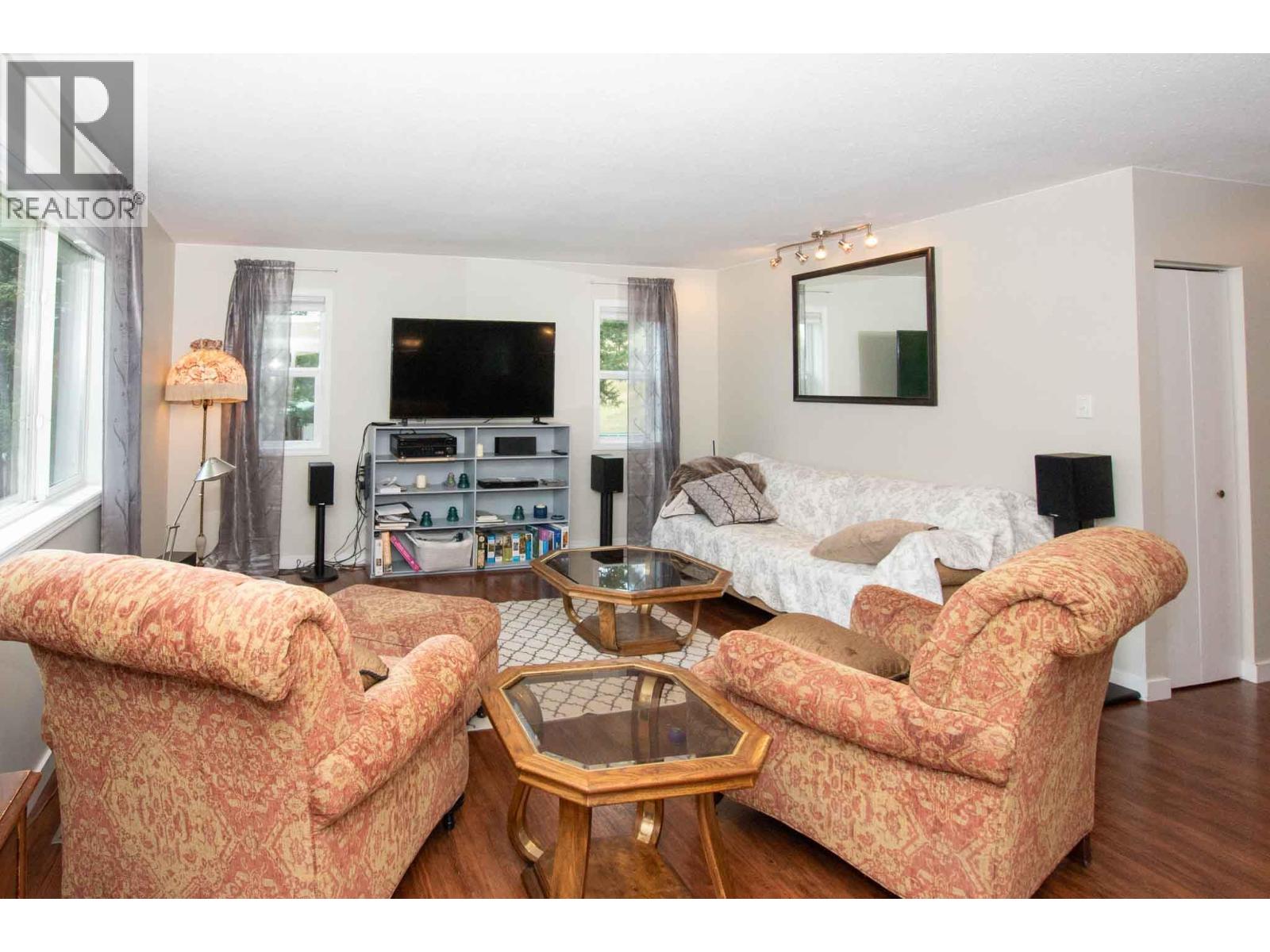 3022 Loon Lake Road, Loon Lake